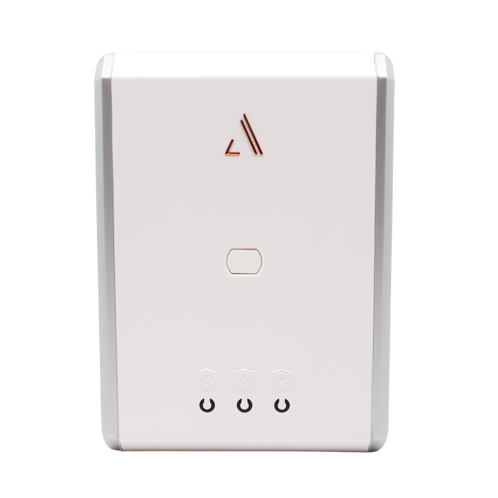 V Series \\ Power 4-Outlet Wall Charger & Surge Protector with Omniport USB & 20W USB-C PD Ports, Luxe White