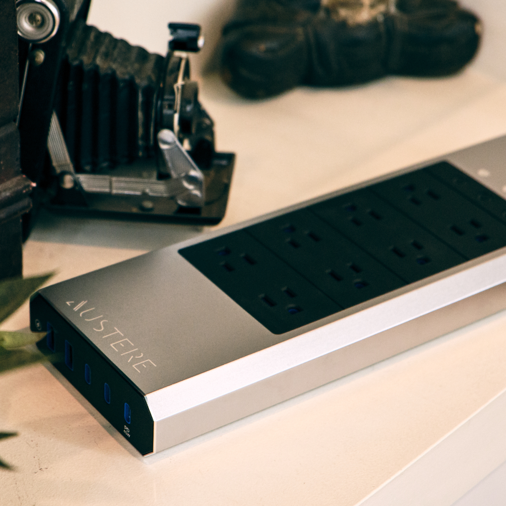 Austere VII Series 8-Outlet Power Surge Protector
