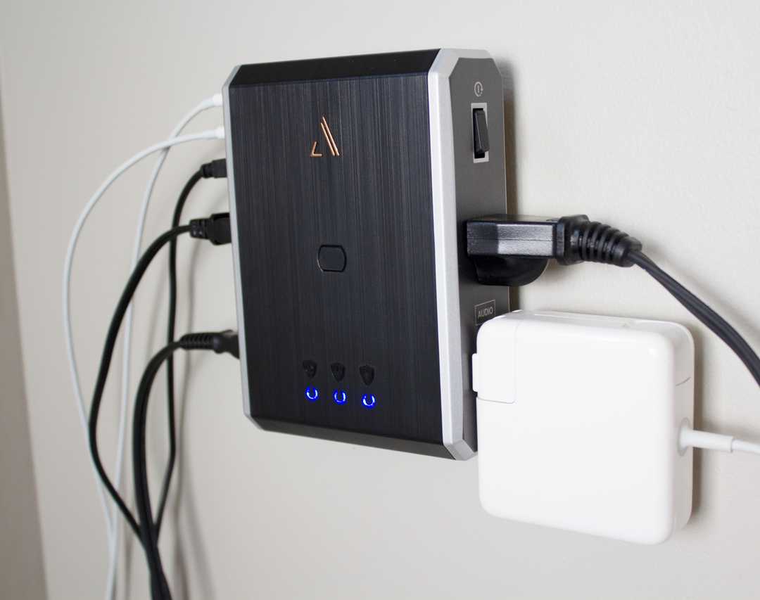 Austere Vll Series 4-Outlet Wall Charger plugged in
